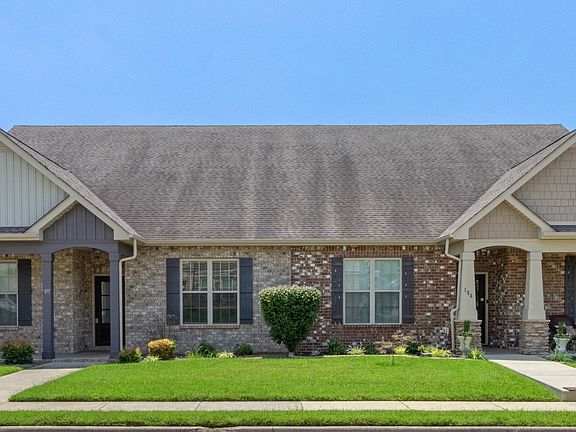 2nd image of 195 Turnberry Cir