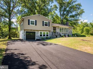 2228 Bruce Dr, Pottstown, PA 19464