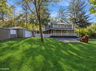 220 Rust St #1, Willow Springs, IL 60480