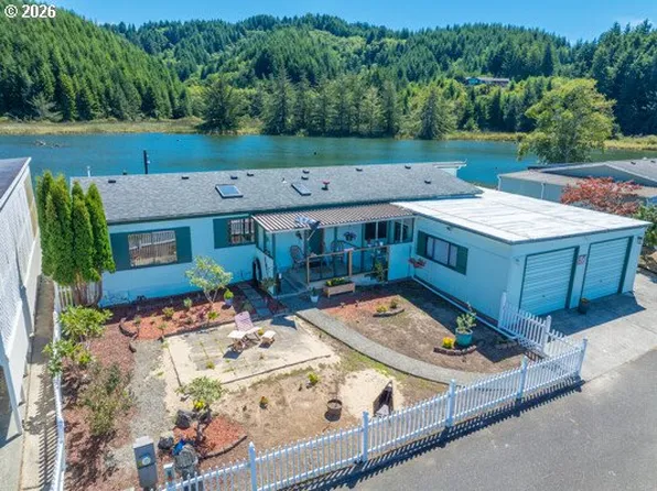 100 River Bend Rd Space 36, Reedsport, OR 97467