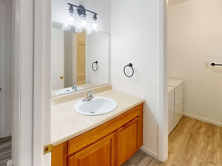 1309-Madeira-Unit-A-Bathroom 1_05072026