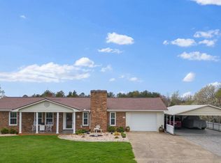 134 Oak Ridge Dr, Bassett, VA 24055