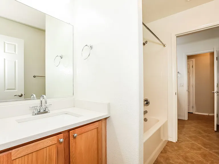 3129 W Dancer Ln — Photo 15
