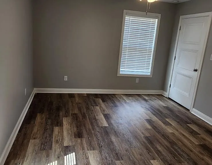 1110 E Rice Ln — Photo 11
