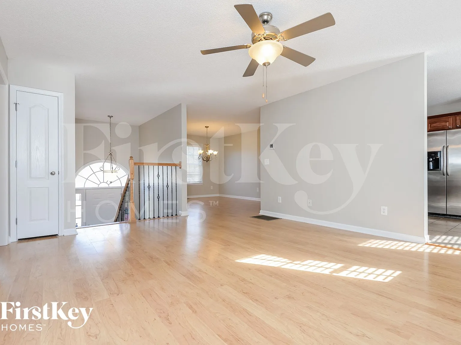 4 bed, 3.0 bath, 2042 sqft, $2,250 — Photo 3