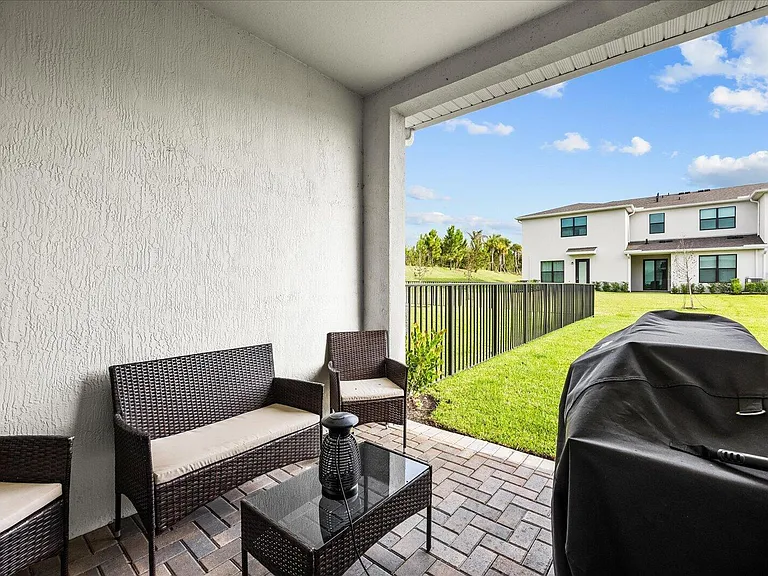 14042 SW Thorens Dr — Photo 26