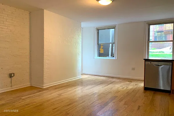 Rented by Corcoran | media 17