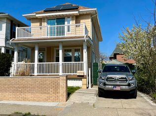 218 Beach 145 St, Rockaway Park, NY 11694