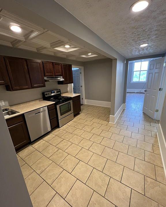 1st image of 910 4th Ave Suite 1403