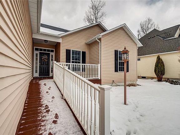 3rd image of 4207 Blue Beech Ln
