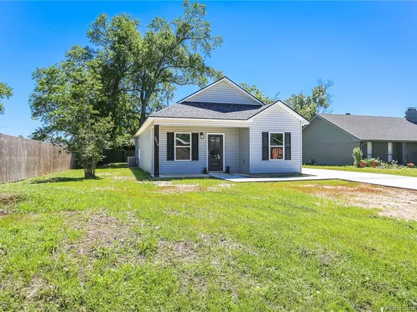 2216 Saint Francis St, Sulphur, LA 70663