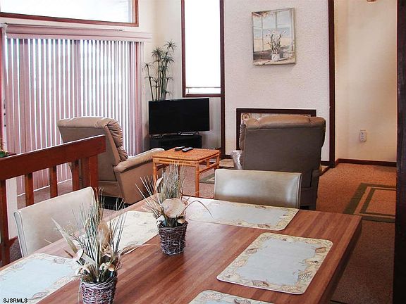2nd image of 5111 West Ave #5111