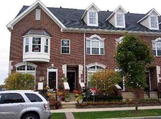 2763 Riverside Dr #36, Trenton, MI 48183