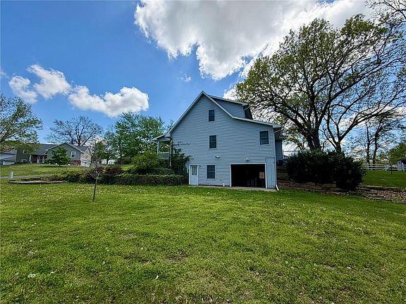 2nd image of 707 Angus Ln