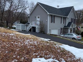 45 Sylvester St, Kingston, NY 12401