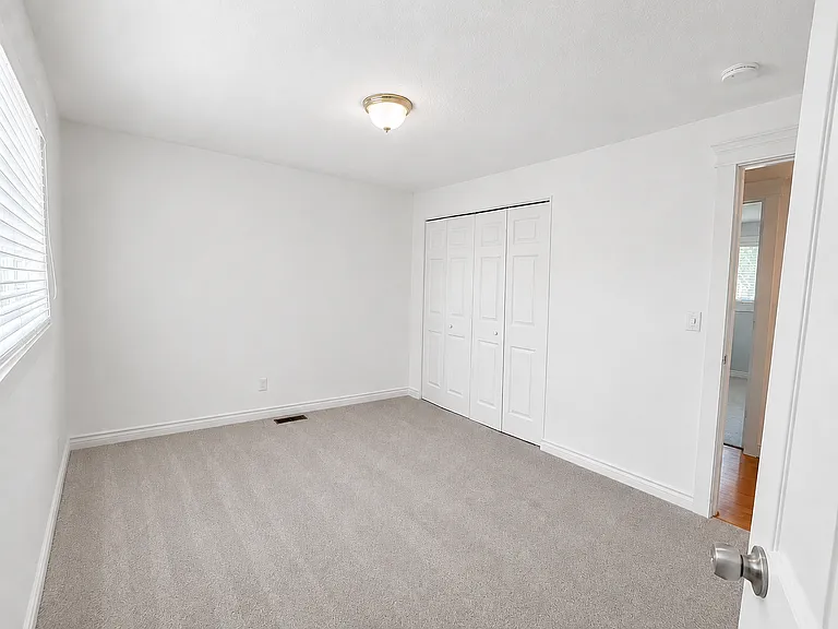 15506 NE 32nd St — Photo 5