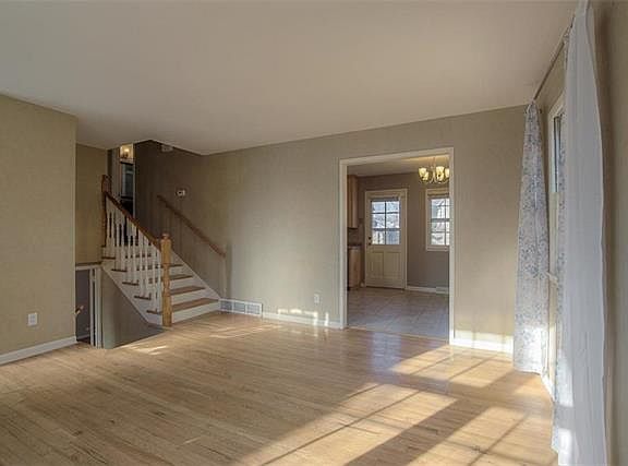 3rd image of 8344 England St