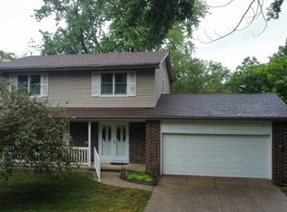 3916 76th St, Urbandale, IA 50322