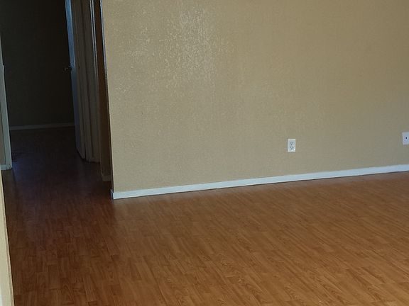 3rd image of 1910 Ferrell St APT 47