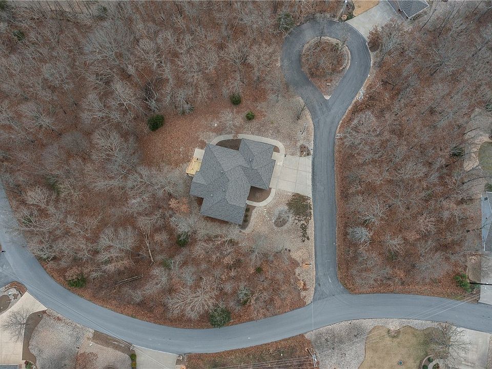 1st image of 1 Arran Ln