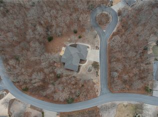 1 Arran Ln, Bella Vista, AR 72715