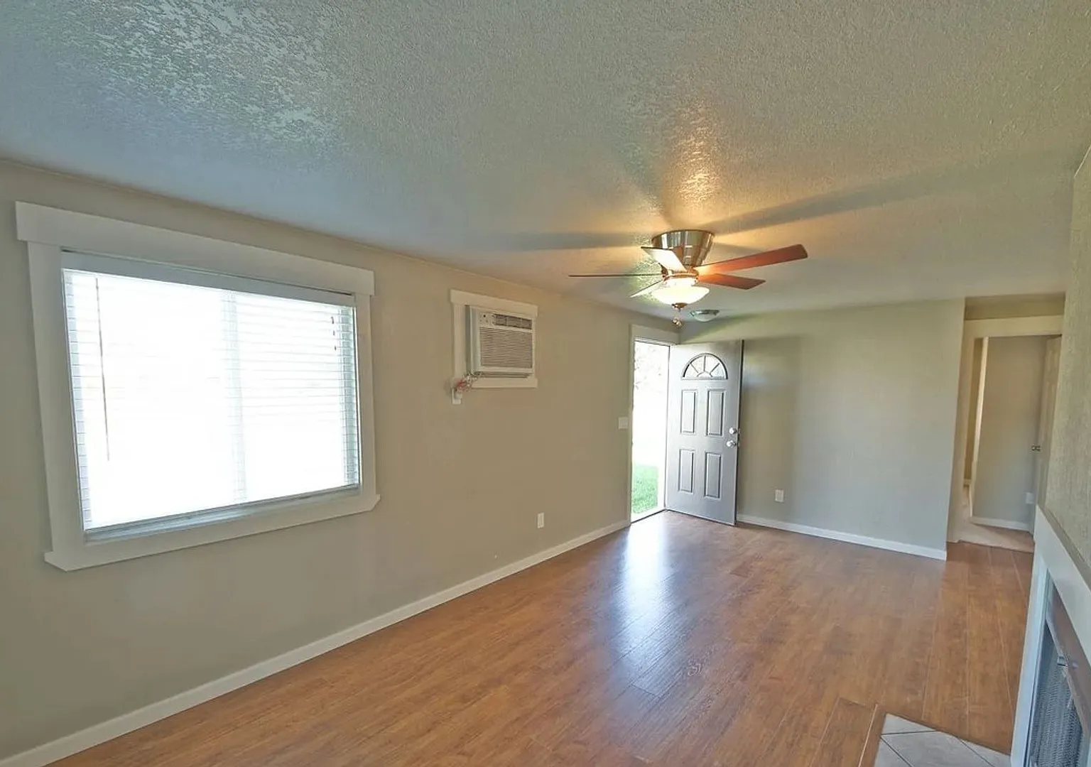 3432 S Constitution Way — Photo 3