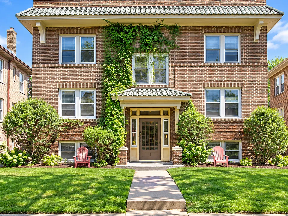 1019 W Linwood Ave #1