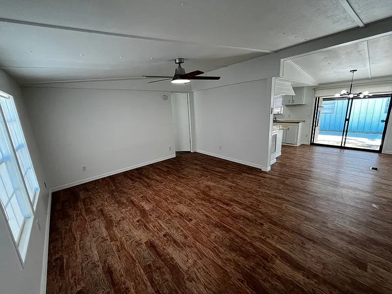 7004A Mills Rd — Photo 12
