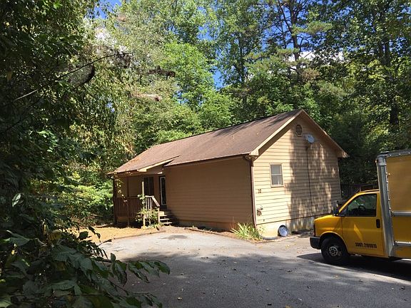 2nd image of 19 Bobwhite Dr