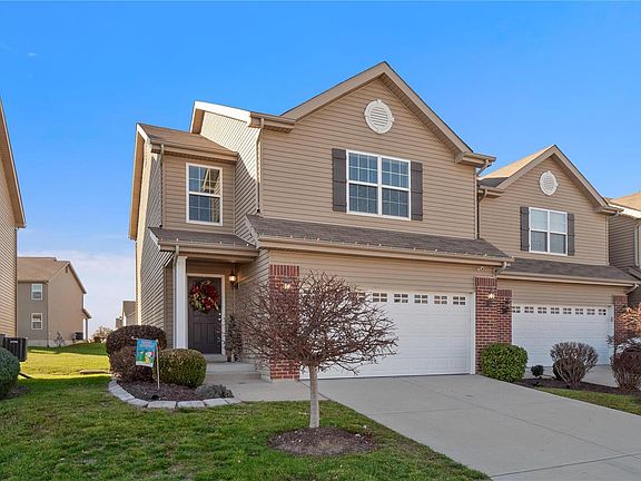 2nd image of 861 Harbor Woods Dr