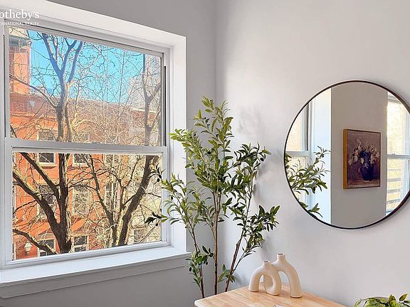 3rd image of 406 W 46th St APT 3B