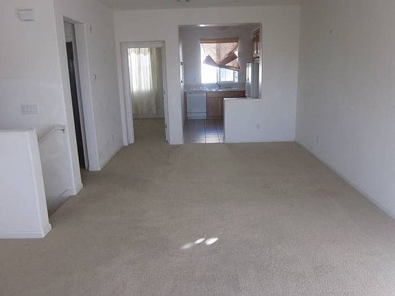 2nd level living room