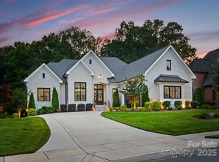 2455 Mountain Park Dr, Charlotte, NC 28214