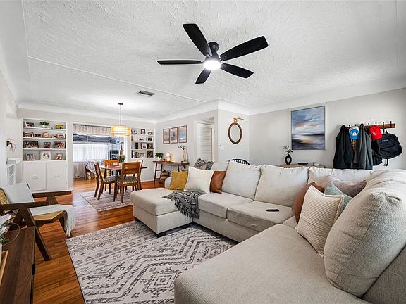 5th image of 6219 HAMPTON DRIVE N