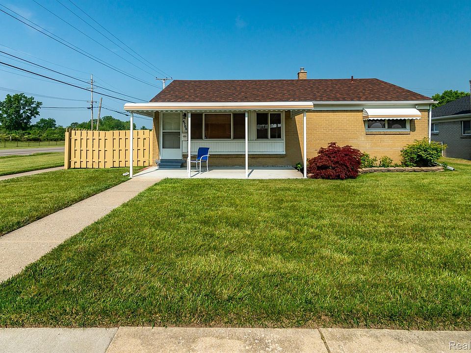 1st image of 4706 15th St