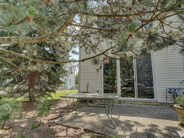 2535 Carrolwood Rd — Photo 20