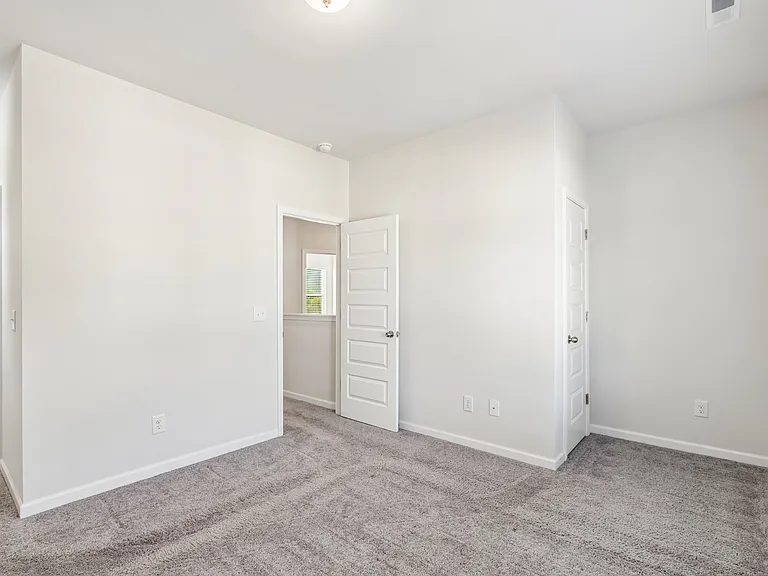 1017 Pinnacle Pkwy — Photo 29