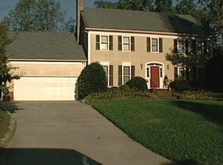 1300 Ashley Creek Dr, Matthews, NC 28105