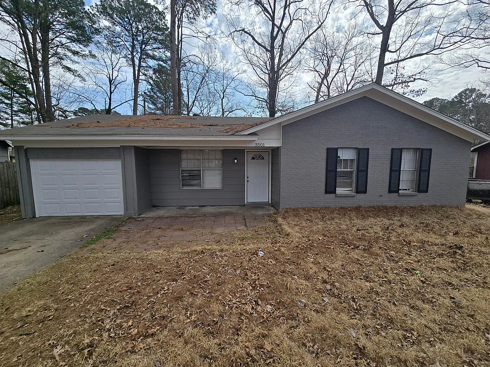 3501 Arapaho Trl
