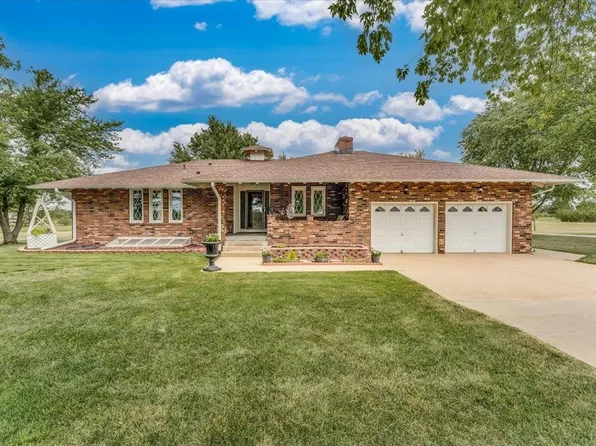 3792 NE 2nd St, El Dorado, KS 67042