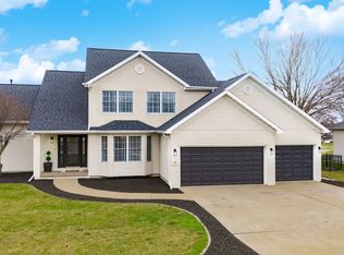 49 Pebblebrook Ct, Bloomington, IL