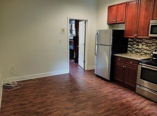 1232 S Broad St #2F, Philadelphia, PA 19146