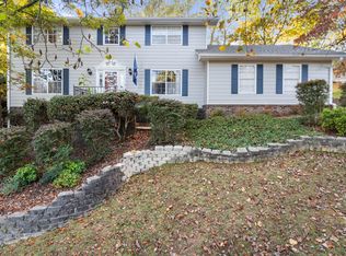 6327 Ridge Lake Rd, Hixson, TN 37343