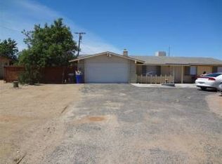 10710 Manhasset Rd, Apple Valley, CA 92308