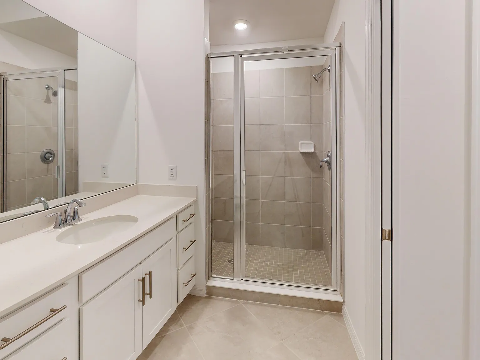 2 bed, 1154 sqft, $2,000 — Photo 4