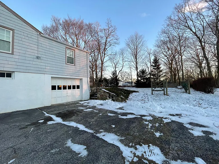 33 Gorham Pl — Photo 21