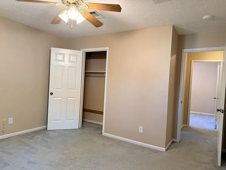 16042 Pinyon Creek Dr — Photo 22