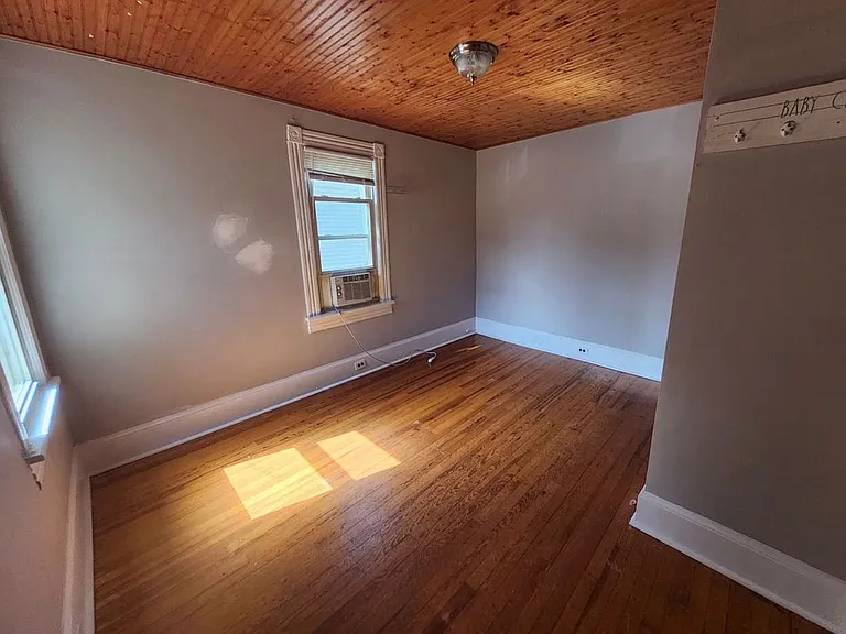 13 Harrison St — Photo 11