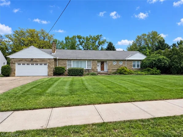 4949 Monticello Blvd, Richmond Heights, OH 44143