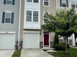 26 Piccadilly Ct, Falling Waters, WV 25419